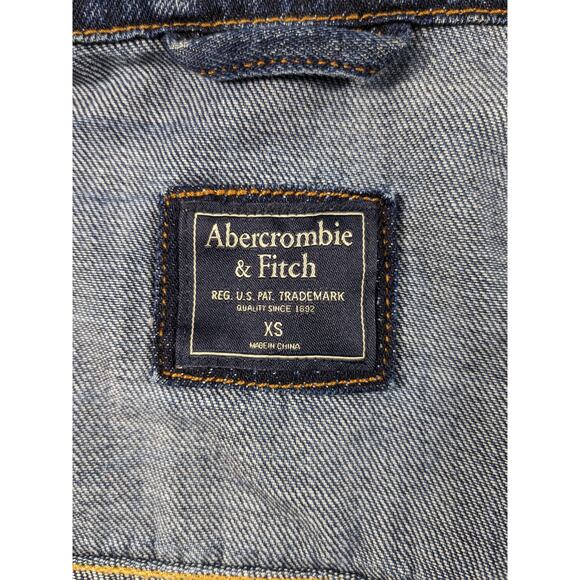 Abercrombie Jean Jacket Womans X-Small Blue Button Closure Distressed EUC - Picture 5 of 12